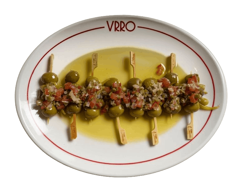 Plato VRRO con banderillas de aceitunas y piparras